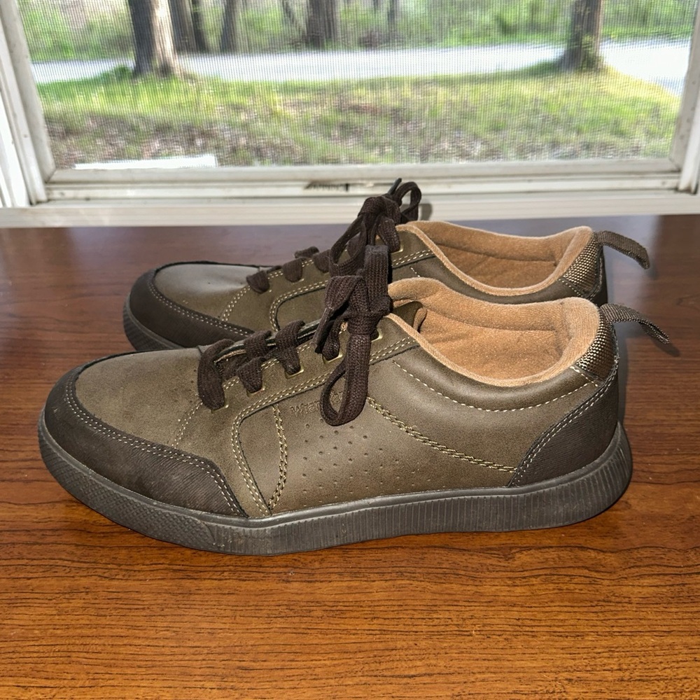 Wrangler Men's Brown Memory Foam Casual Sneakers Size 10 1/2